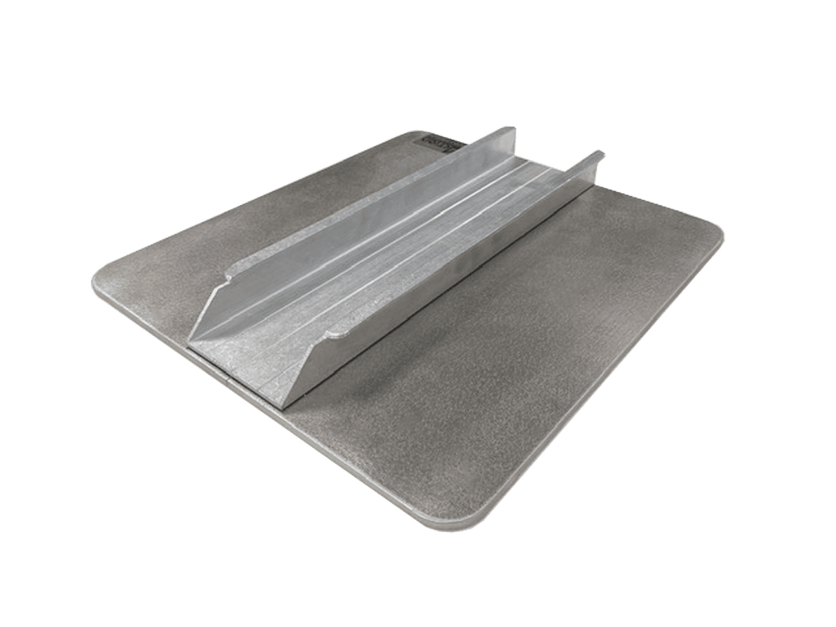 M&R Standard Aluminum Pallets