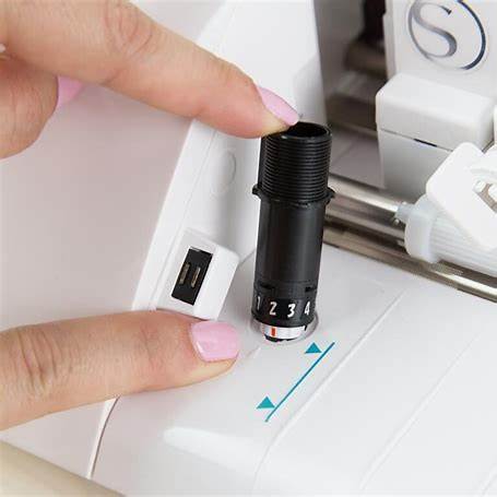 Silhouette Blades – Precision Cutting Blades for Silhouette Cutting Machines